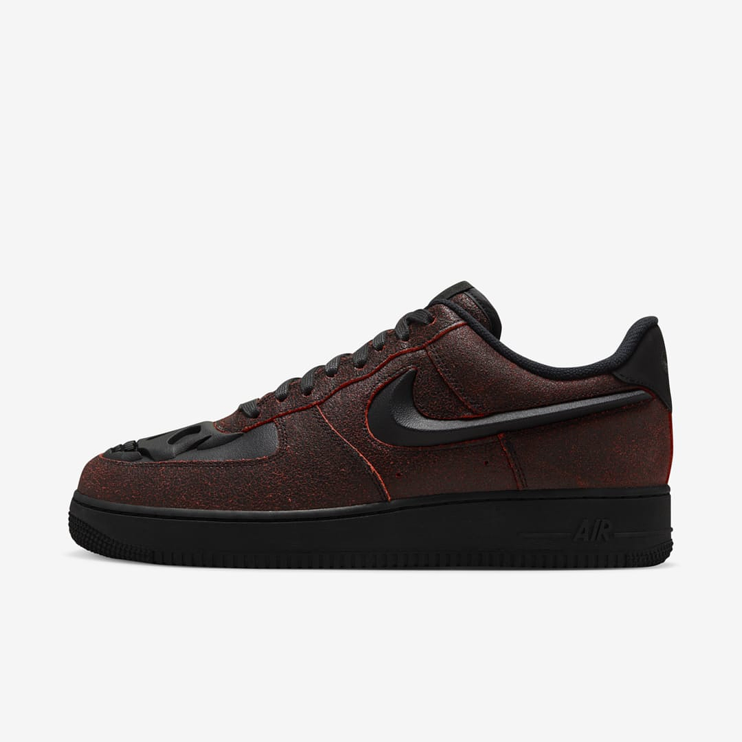 Nike Air Force 1 Low Retro QS Halloween Skull 1