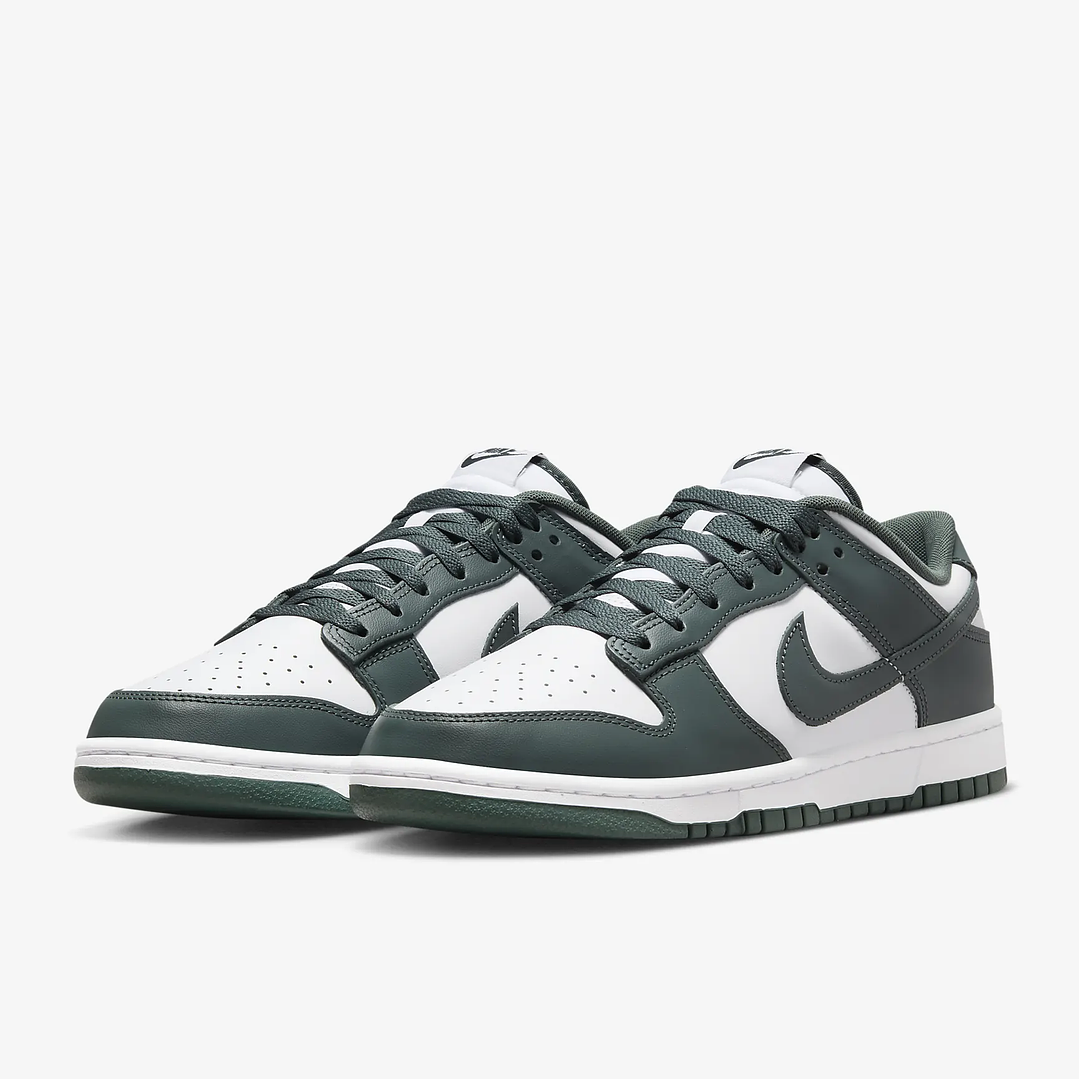 Nike Dunk Low Vintage Green 2