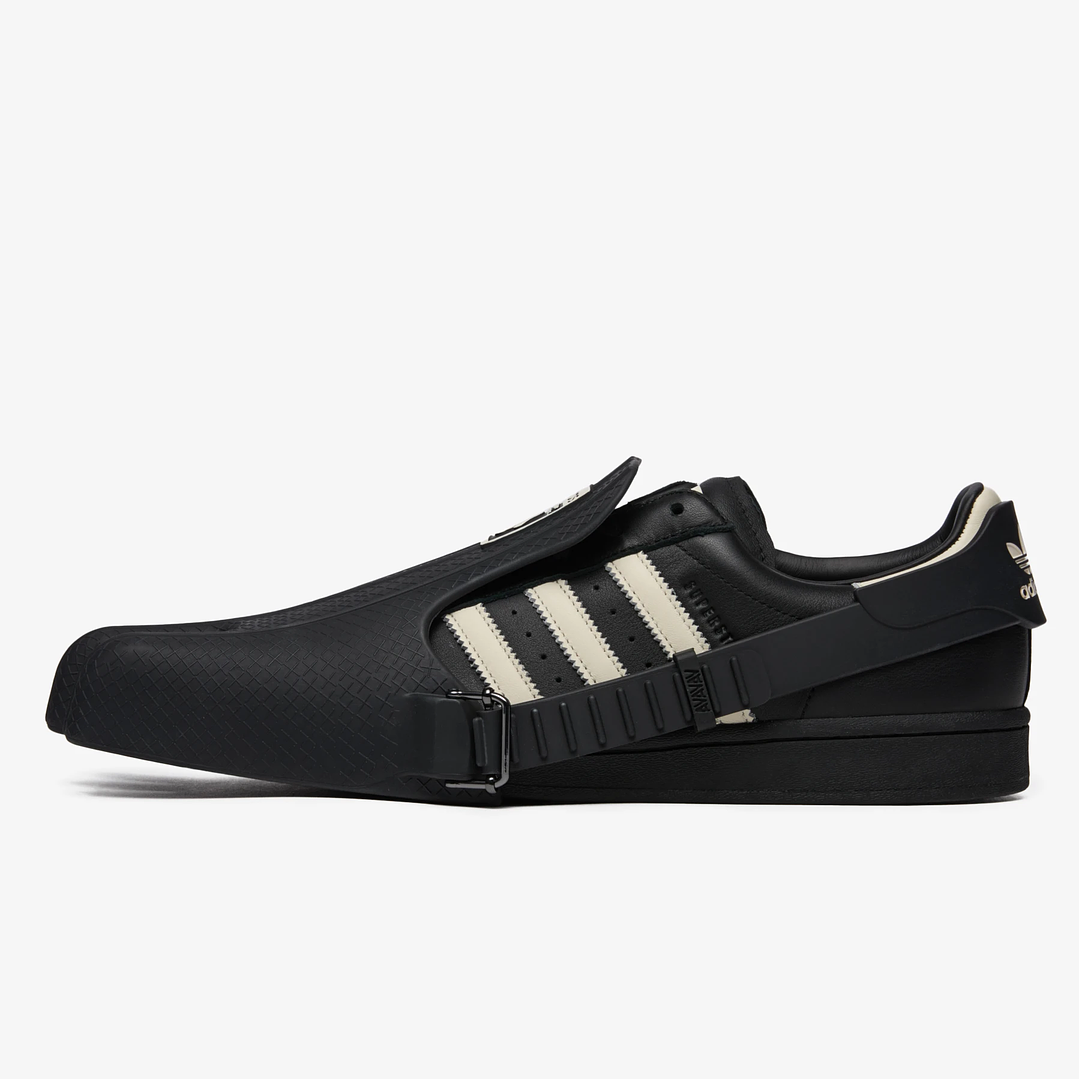 adidas Superfinger Superstar AVAVAV Black (Women's) 1