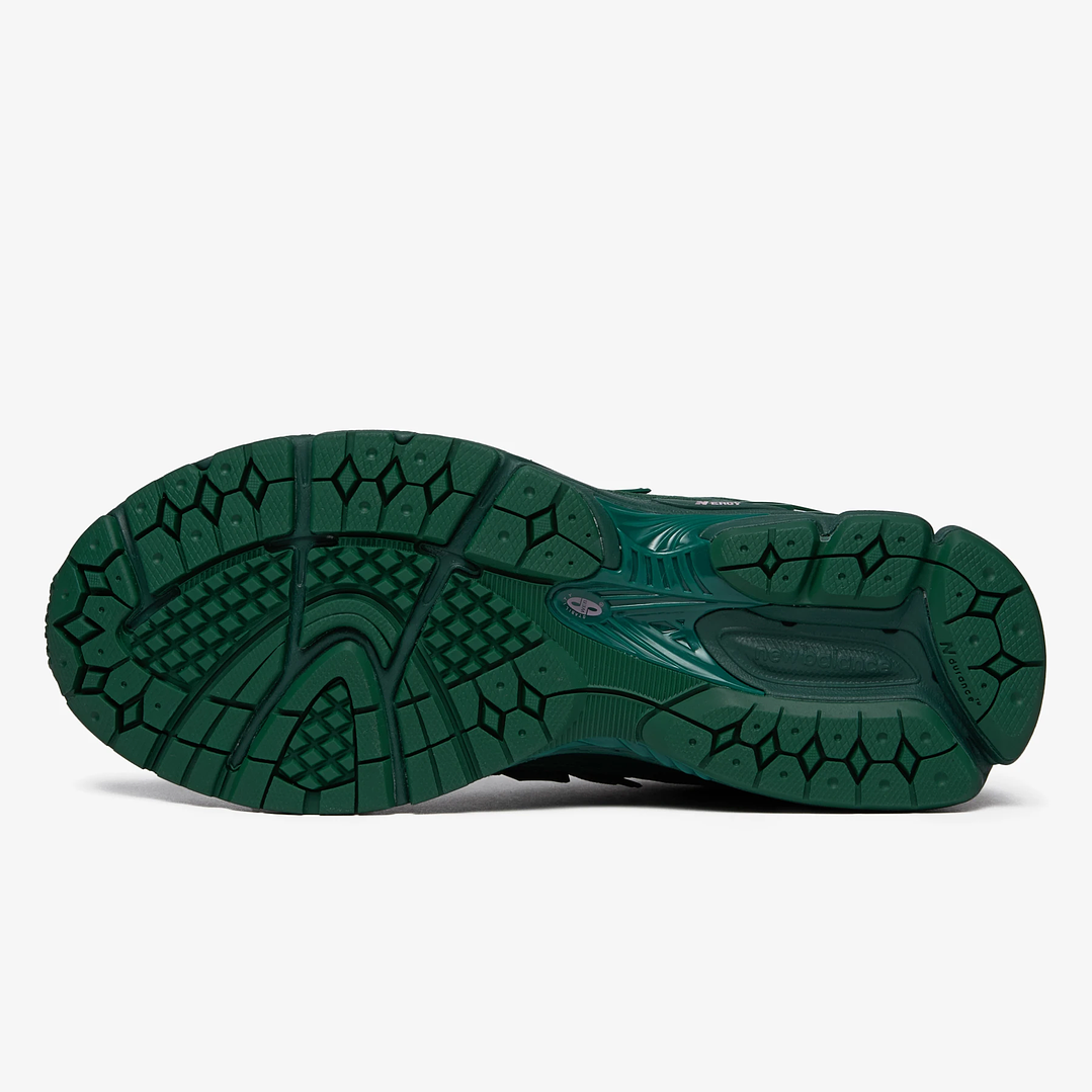 New Balance 1906R Polka Dot Green 4