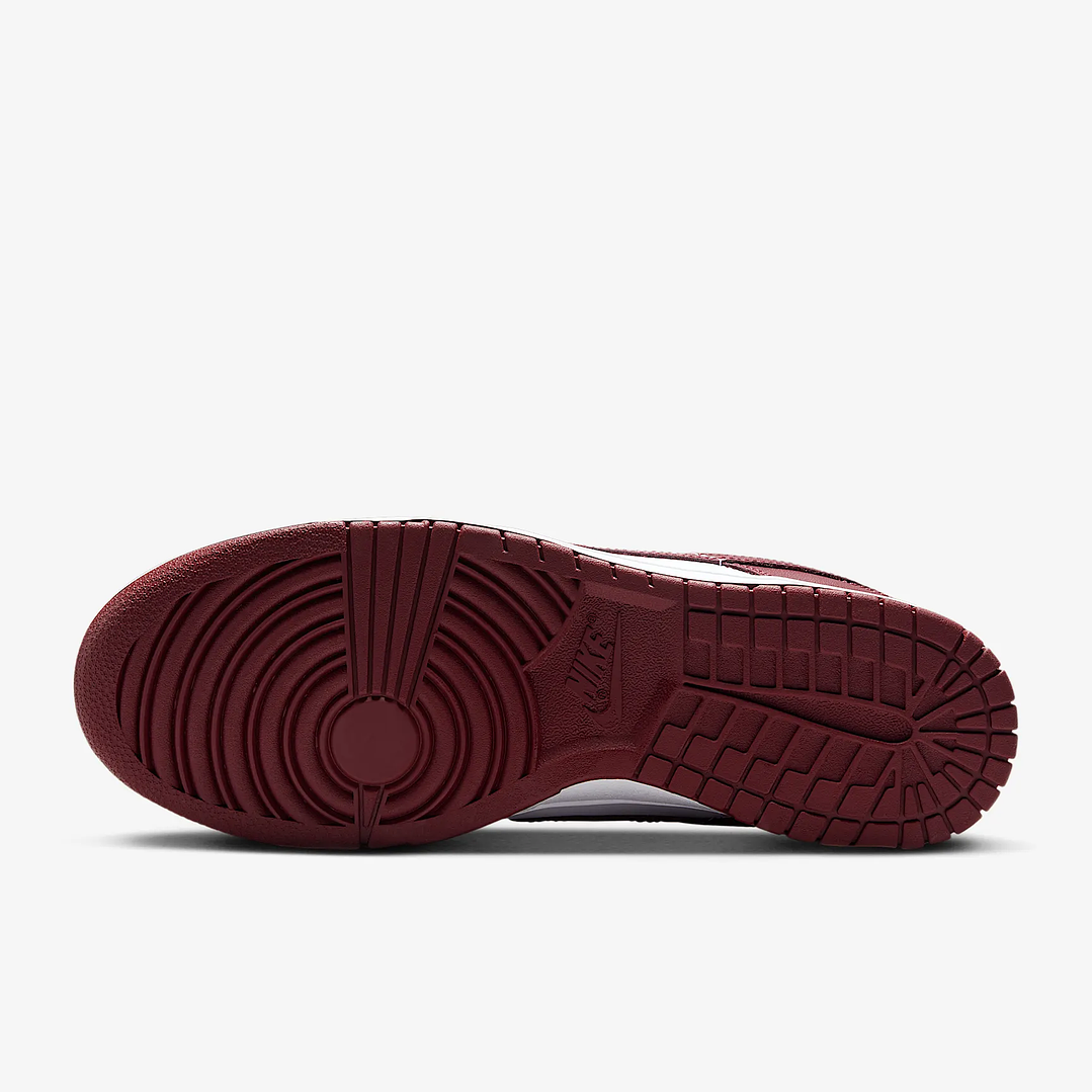 Nike Dunk Low Redwood 4