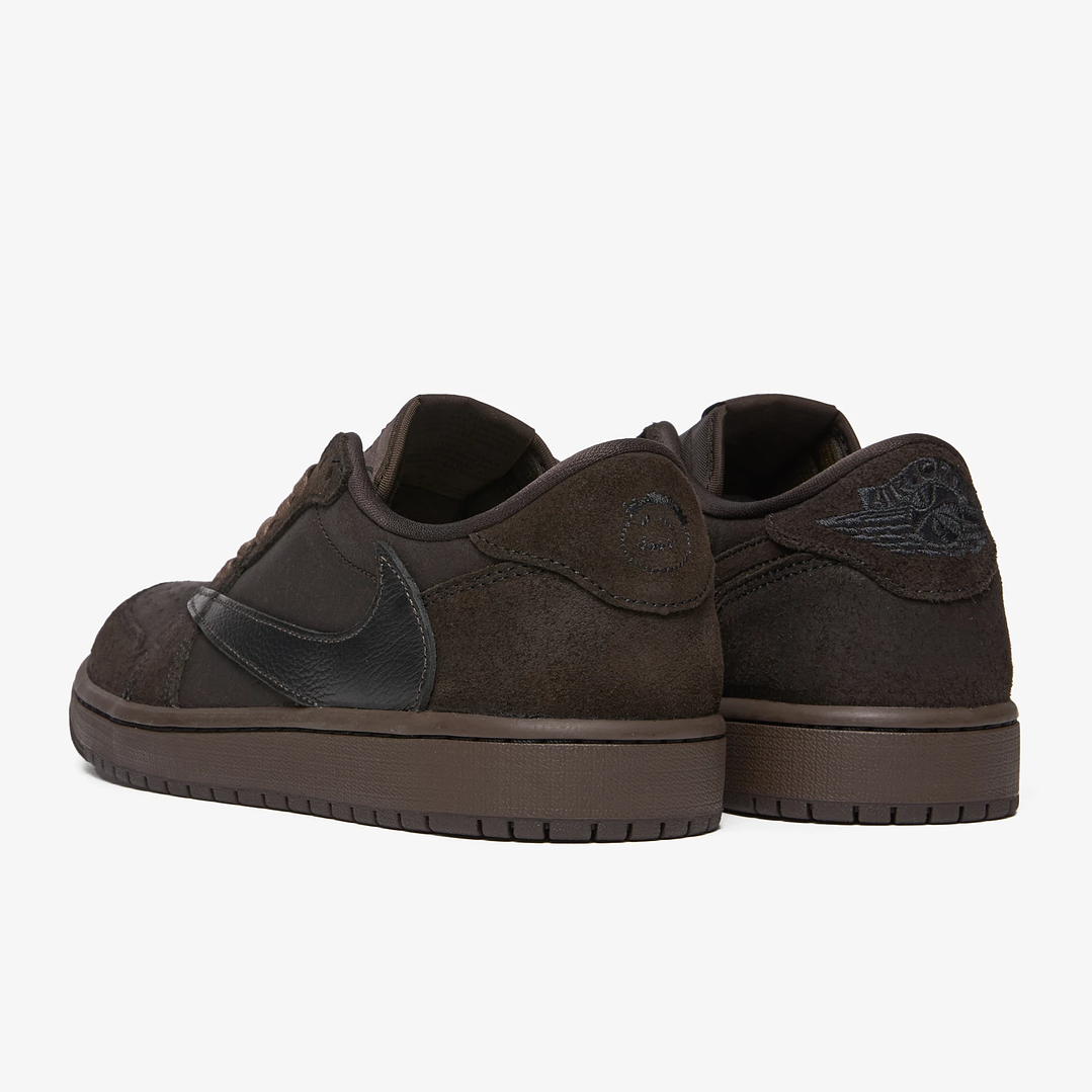 Jordan 1 Retro Low OG SP Travis Scott Velvet Brown 3