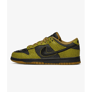 Nike Dunk Low Retro QS Halloween Skull