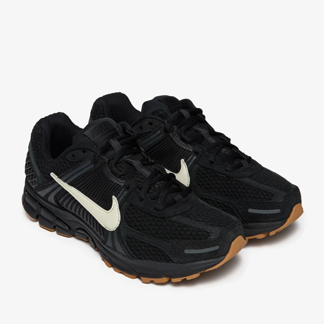 Nike Zoom Vomero 5 Black Gum 2