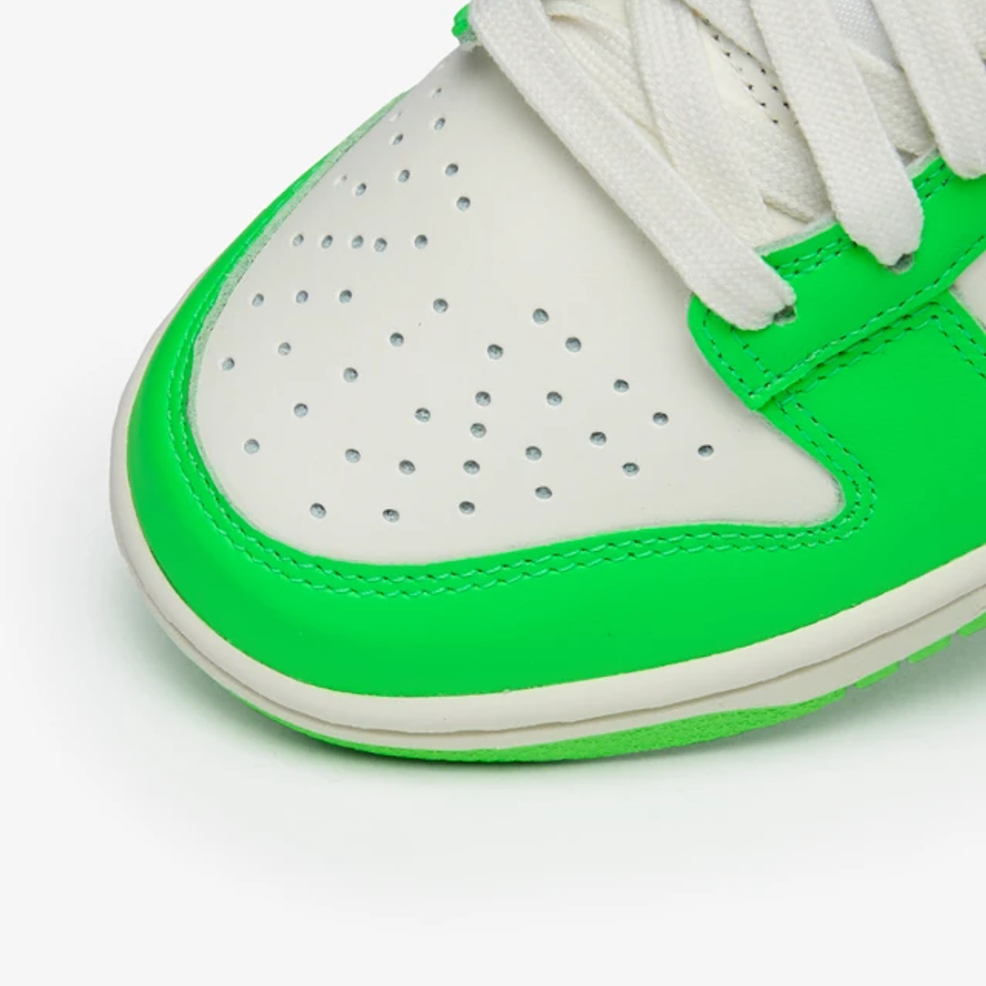 Nike Dunk Low Green Strike (Women's) 3