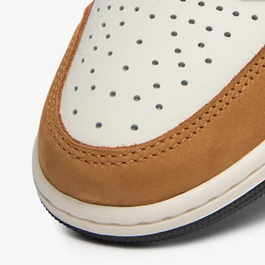 Jordan 1 Low OG Rookie of the Year 3