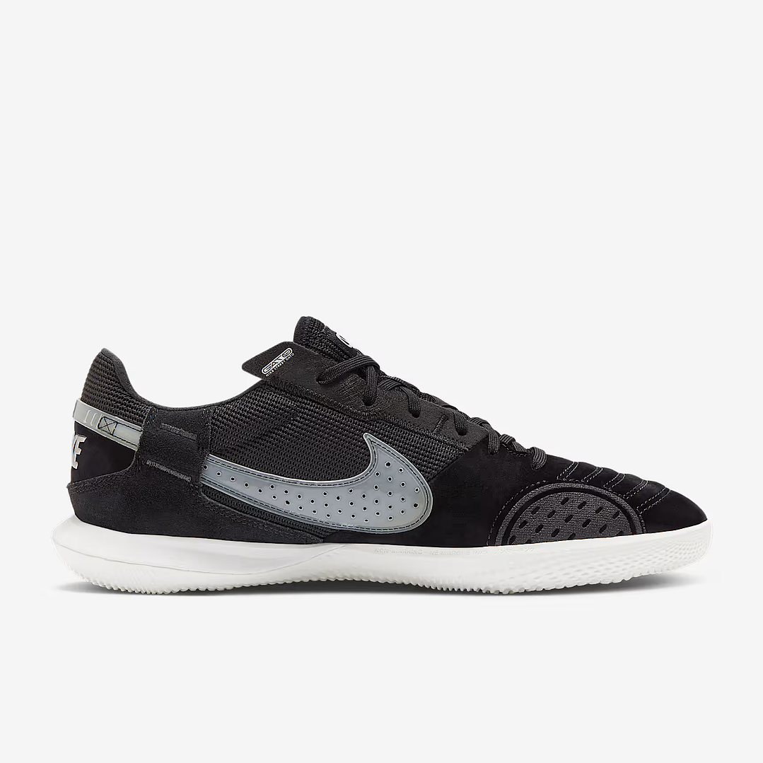 Nike Streetgato IC 3