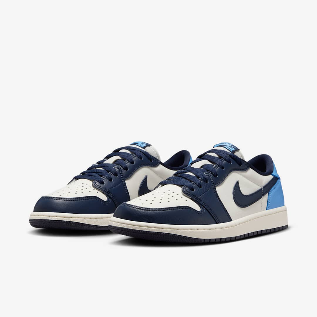 Jordan 1 Low OG Obsidian UNC 2