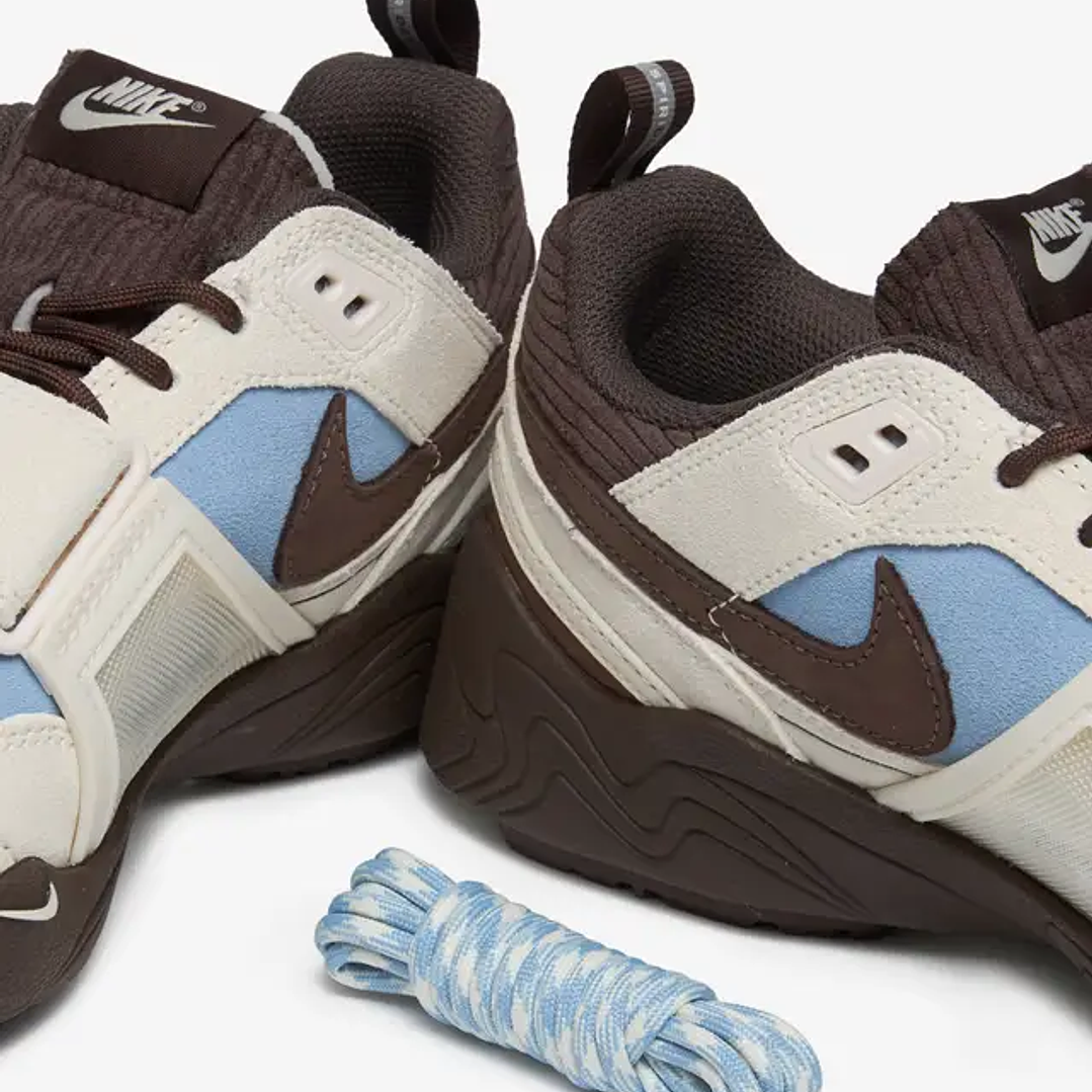 Nike Zoom Field Jaxx Travis Scott Leche Blue 3