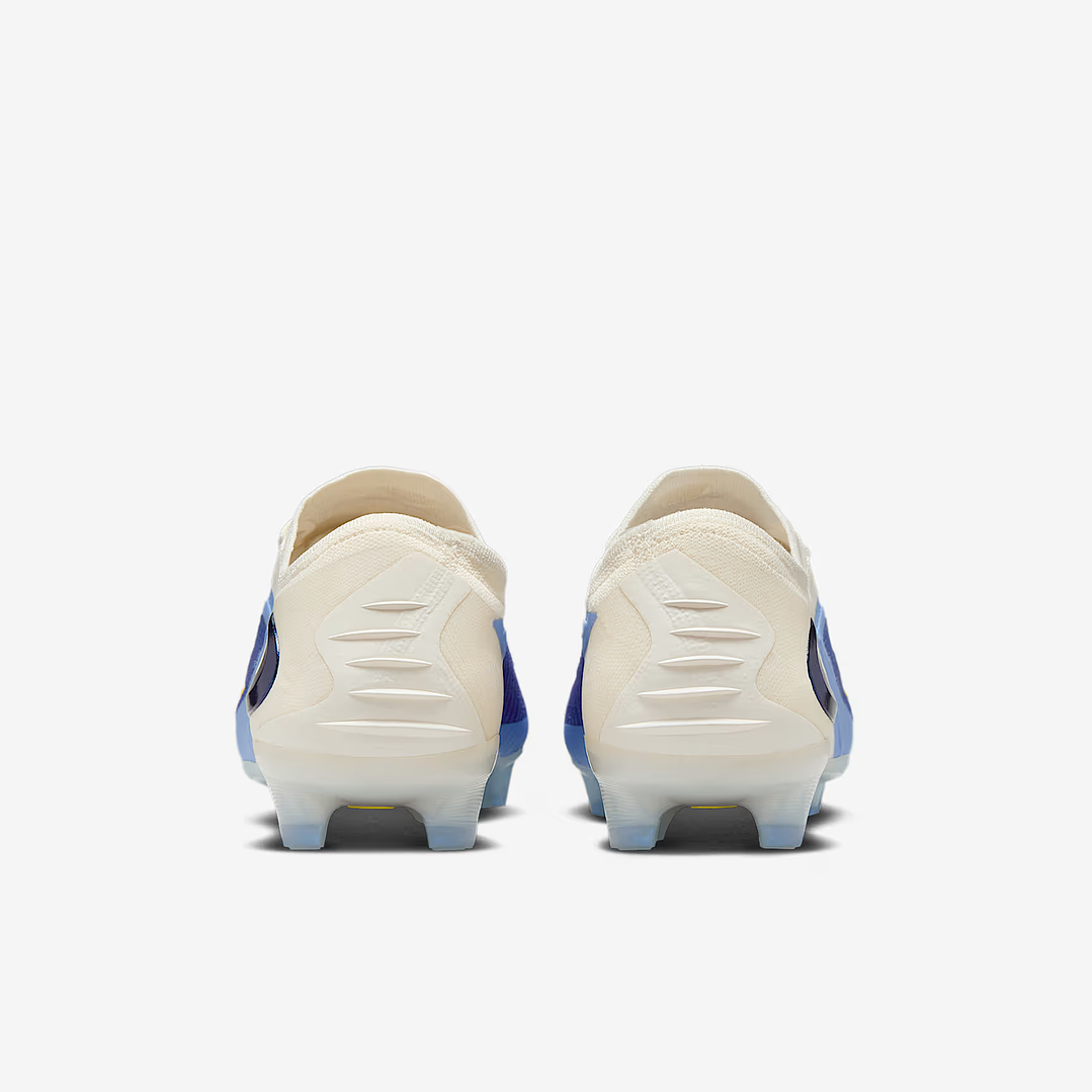 Nike Phantom 6 Low Elite FG 5