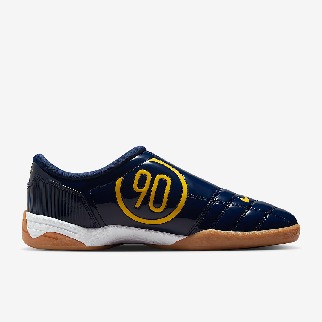 Nike Total 90 IC 3