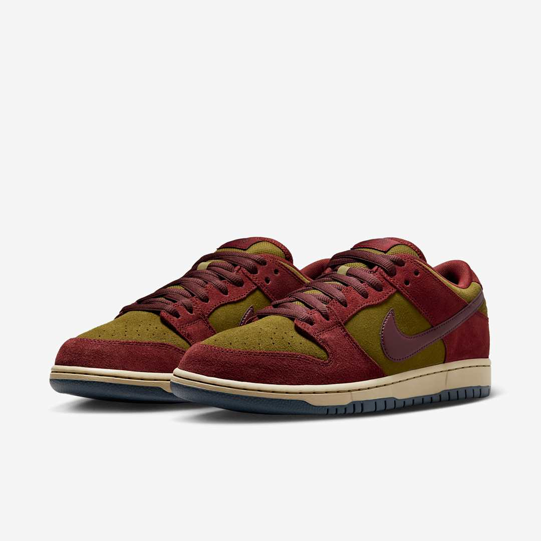 Nike SB Dunk Low Dark Team Red Olive Flak 2
