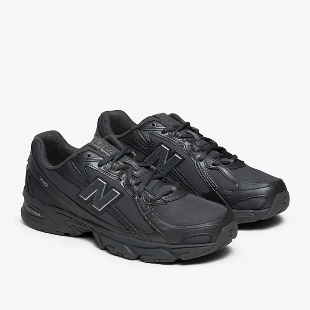 New Balance 740v2 2