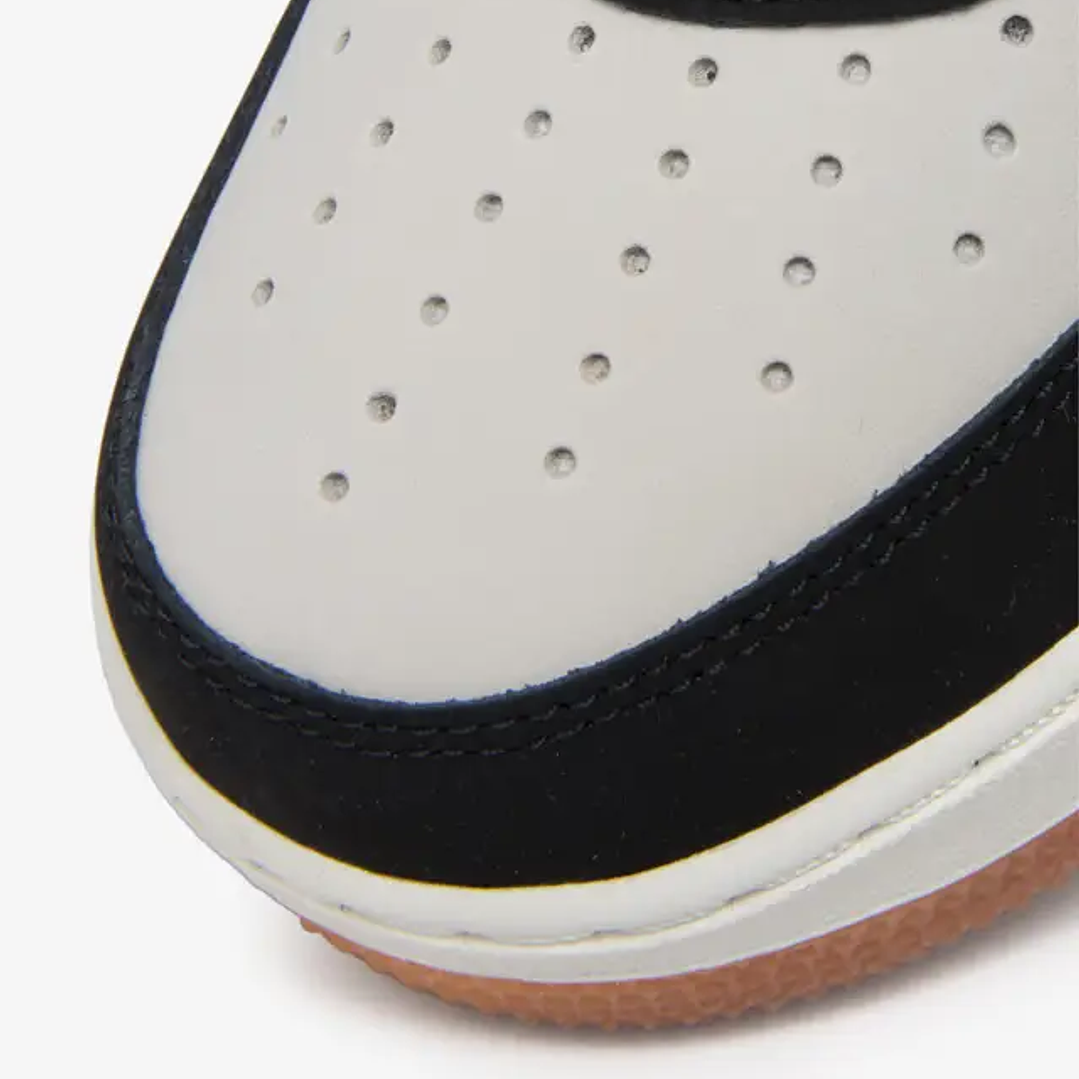 Nike Air Force 1 Low '07 LV8 Black Patent Camo Swoosh 4