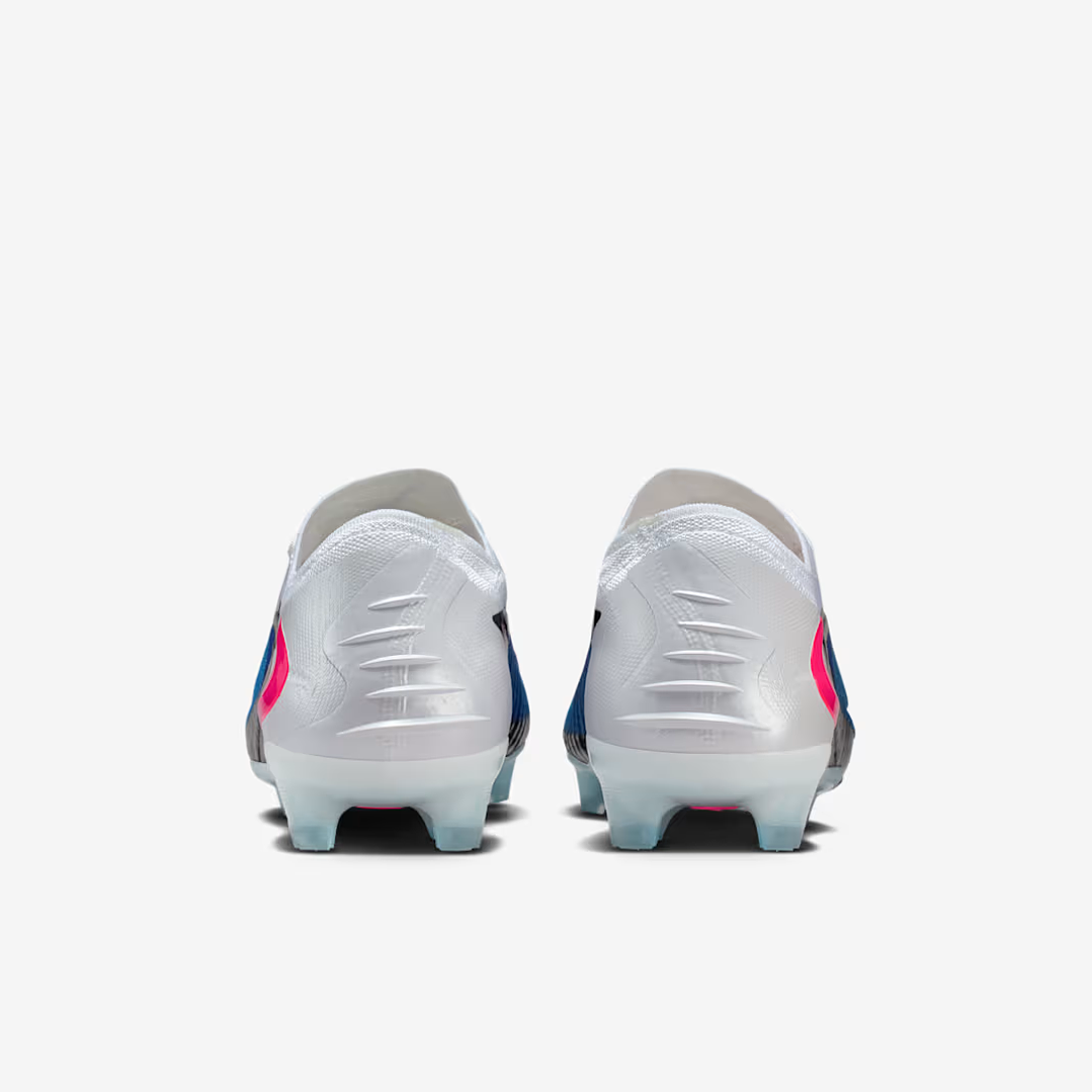 Nike Phantom 6 Low Elite FG 5