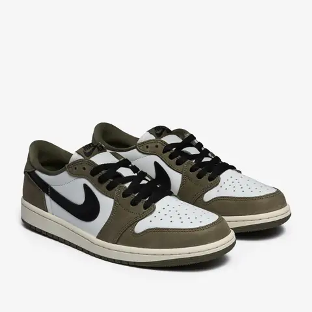 Jordan 1 Retro Low OG Medium Olive 3