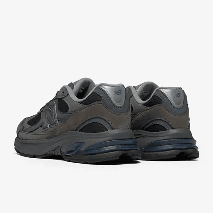 New Balance 2010 Tornado Faded Black 2