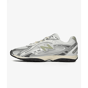 New Balance 204L Silver Metallic Sage Green
