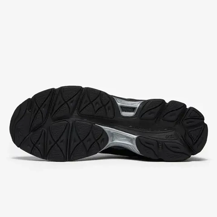 ASICS Gel Cumulus 16 Griff Black White 2