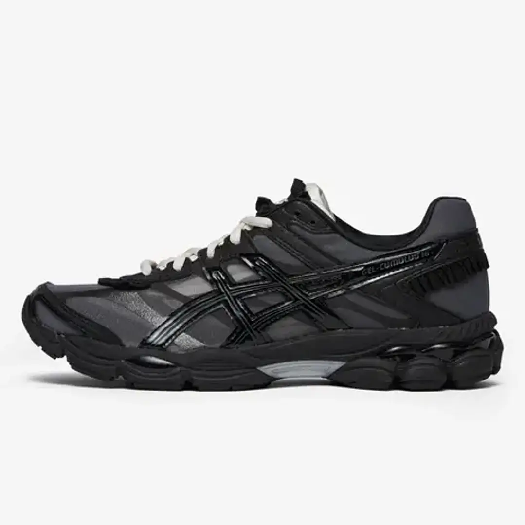 ASICS Gel Cumulus 16 Griff Black White 1