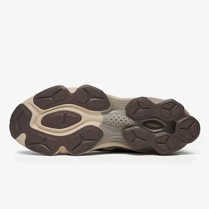 ASICS Gel-Kinetic Fluent Cocoa 5
