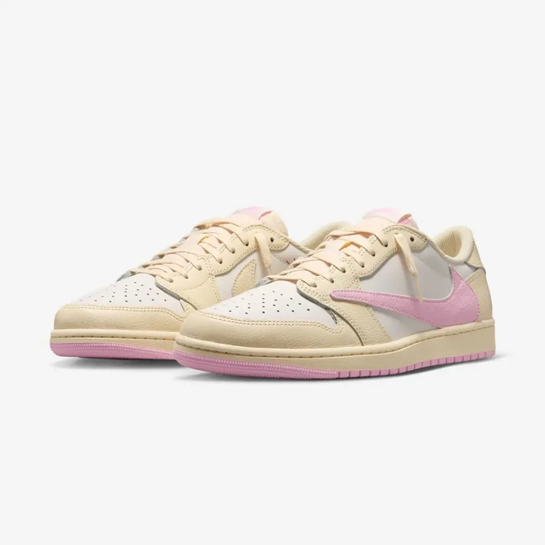 Jordan 1 Retro Low OG SP Travis Scott Shy Pink 2