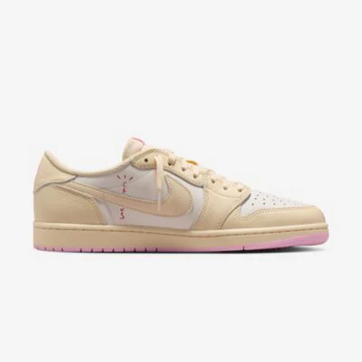 Jordan 1 Retro Low OG SP Travis Scott Shy Pink 3