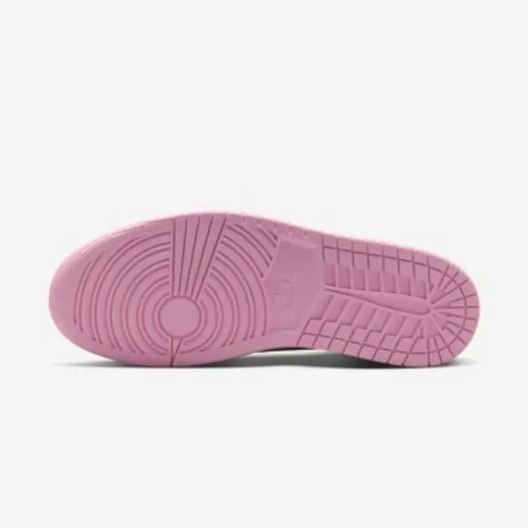 Jordan 1 Retro Low OG SP Travis Scott Shy Pink 6