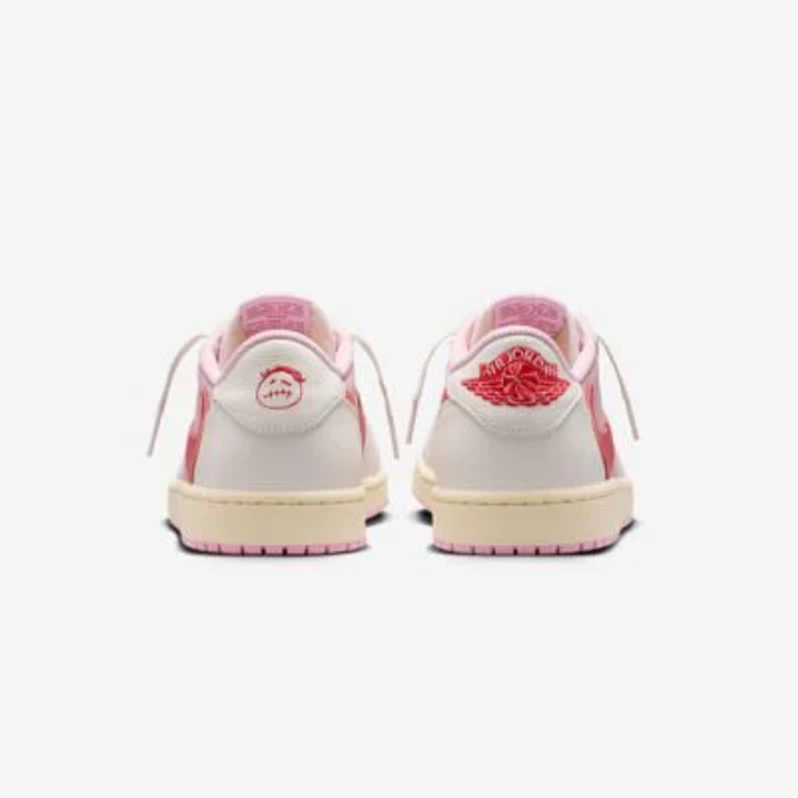 Jordan 1 Retro Low OG SP Travis Scott Sail Tropical Pink 5