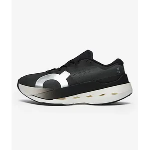 On Cloudboom Max Black