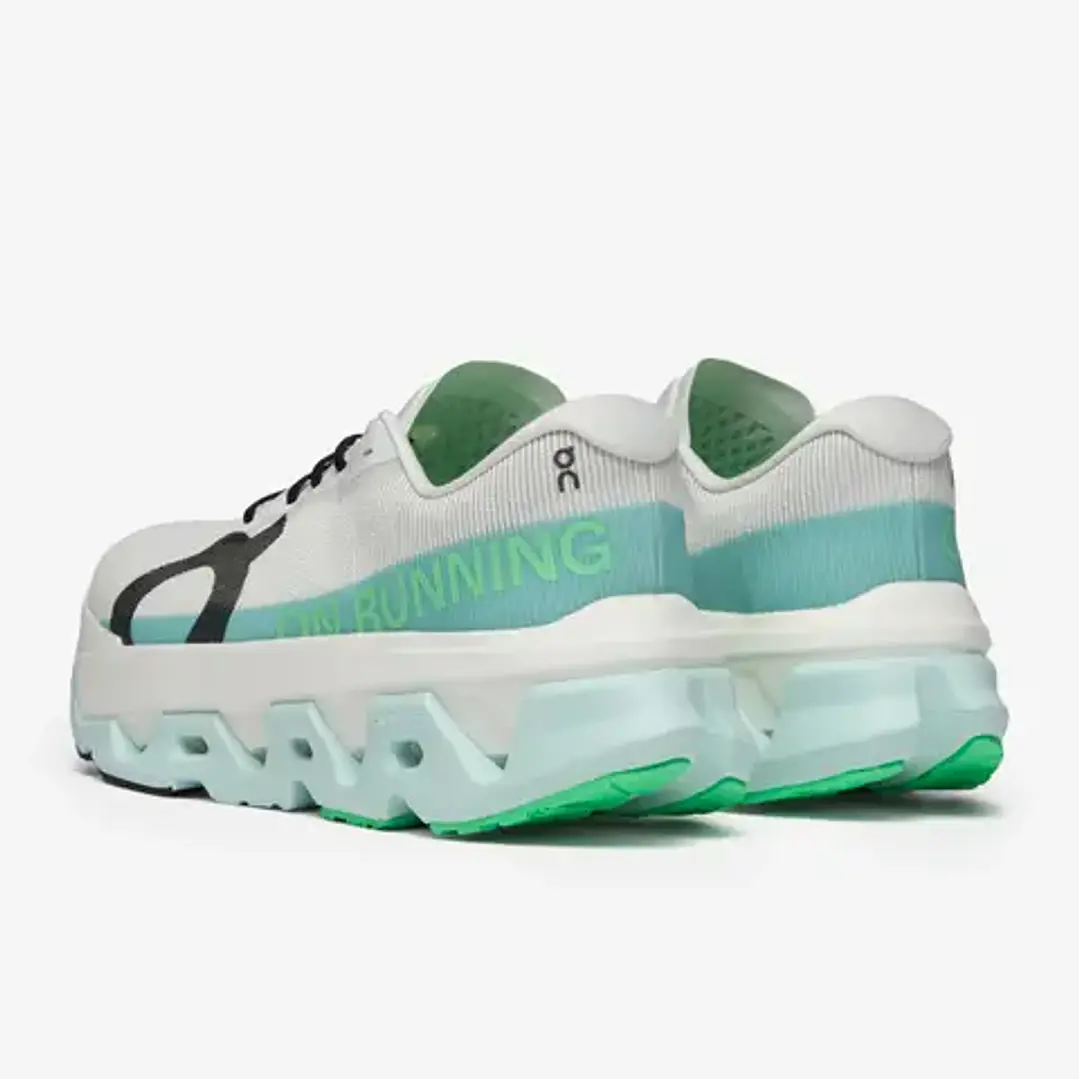 On Cloudmonster 3 Hyper White 4