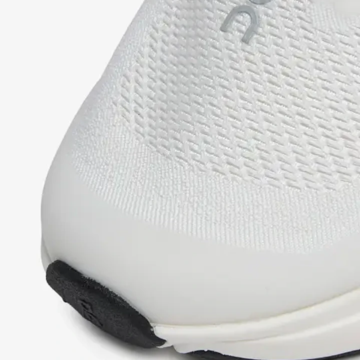 On Cloudsoma White 3