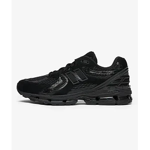 New Balance 1954R Black