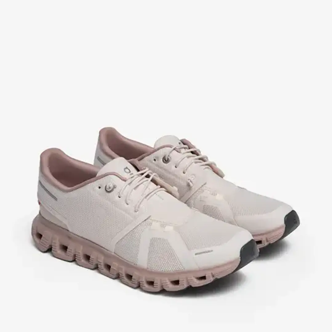 On Women's Cloud 6 Oyster Biscuit 2