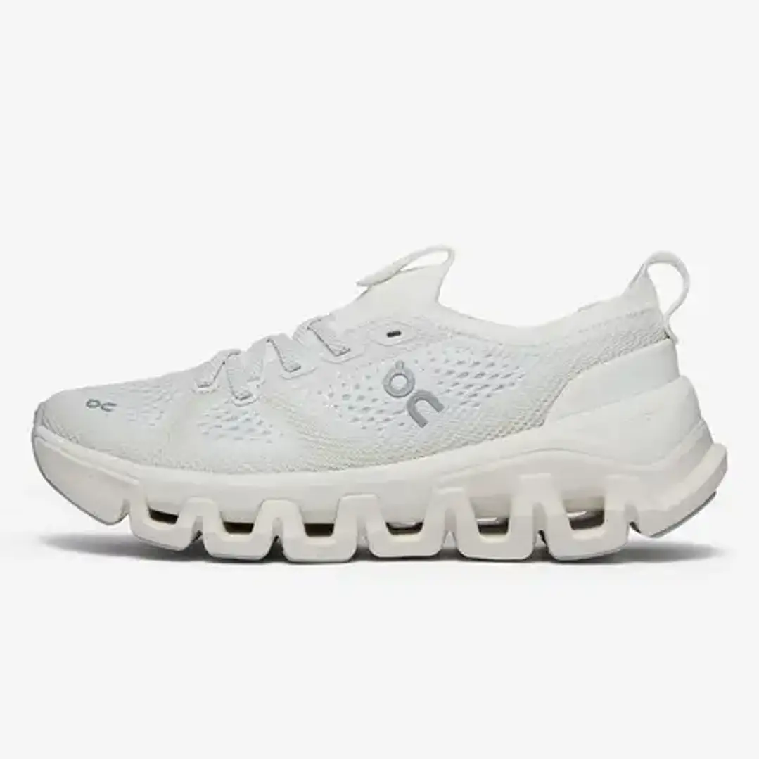 On Cloud X Tempo Ivory/Ice 1
