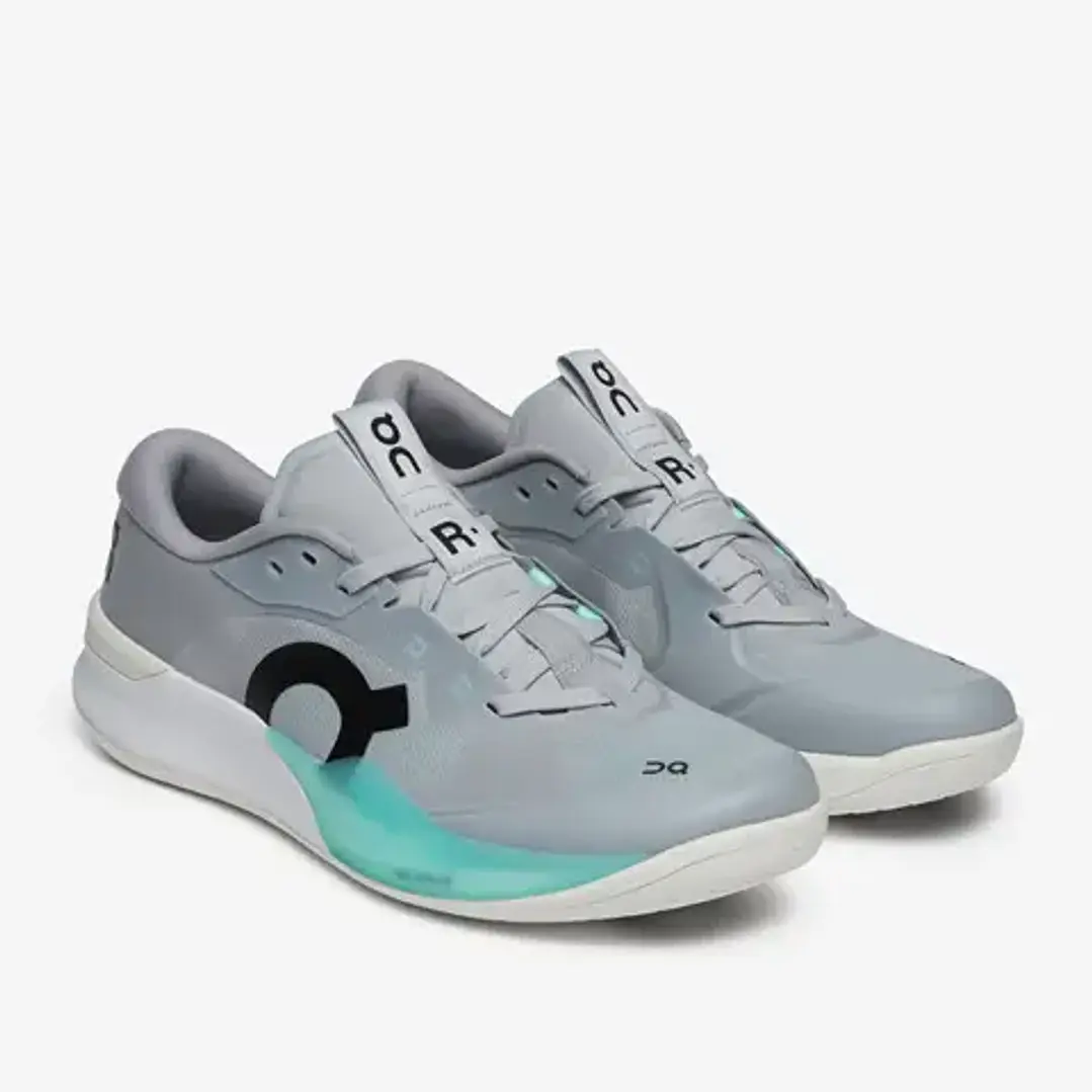 On The Roger Pro 3 Glacier/Celeste 2