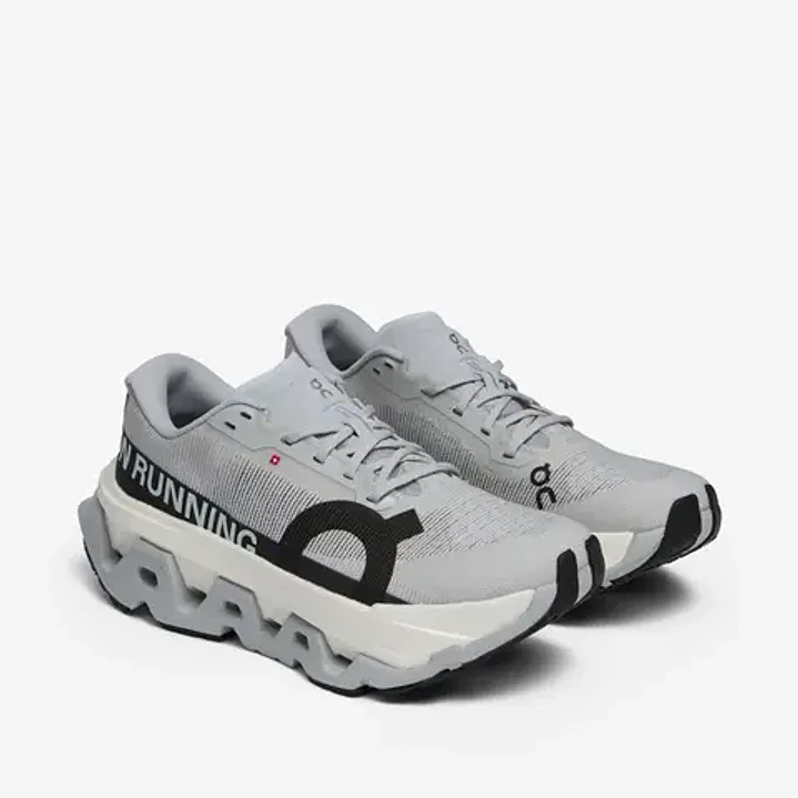On Cloudmonster 3 Hyper Glacier/Black 2
