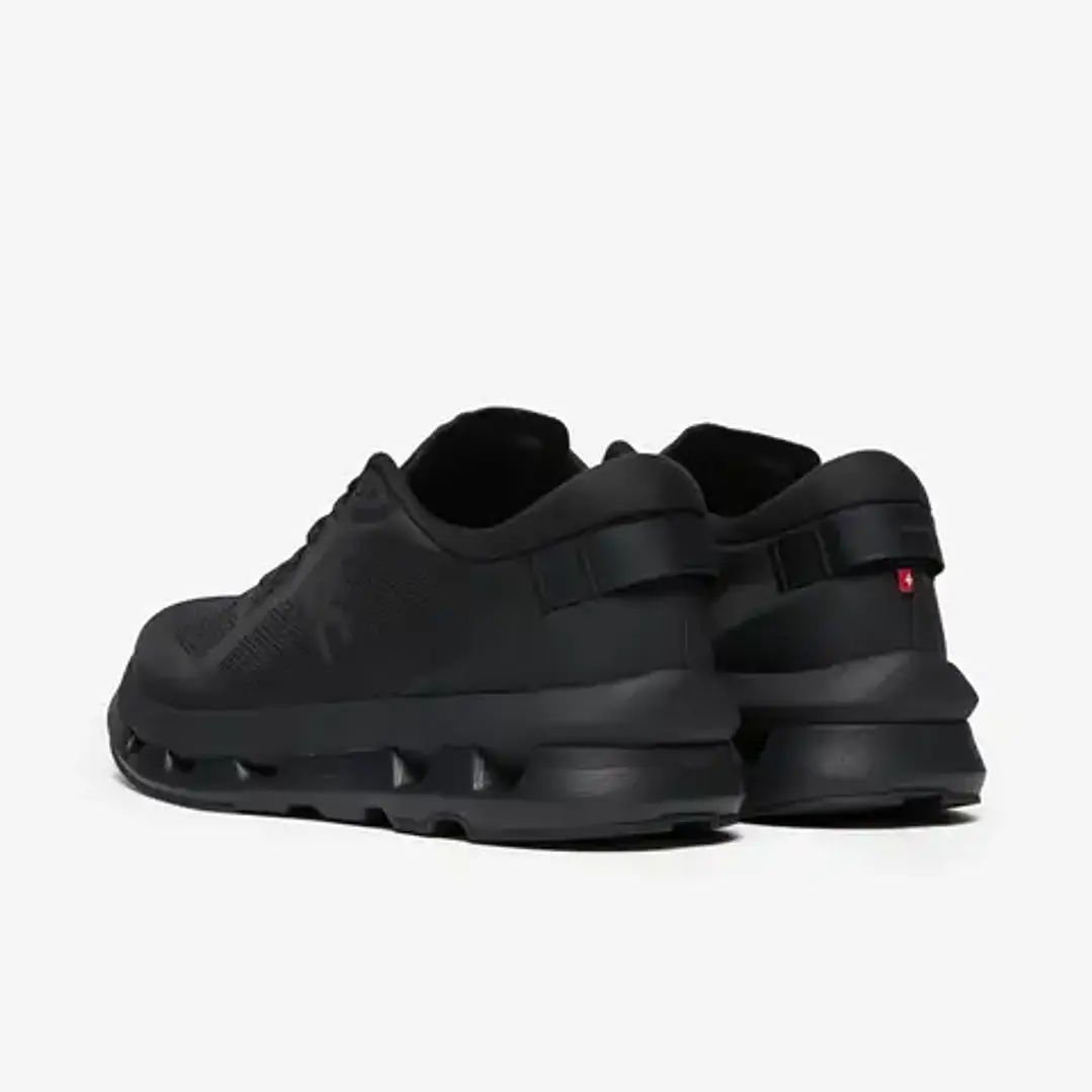 On Running Cloudzone Black Eclipse (Women's) 4