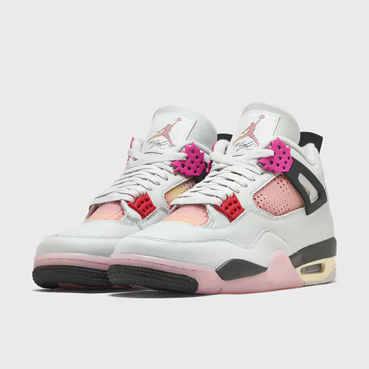 Jordan 4 RETRO COMIC 4