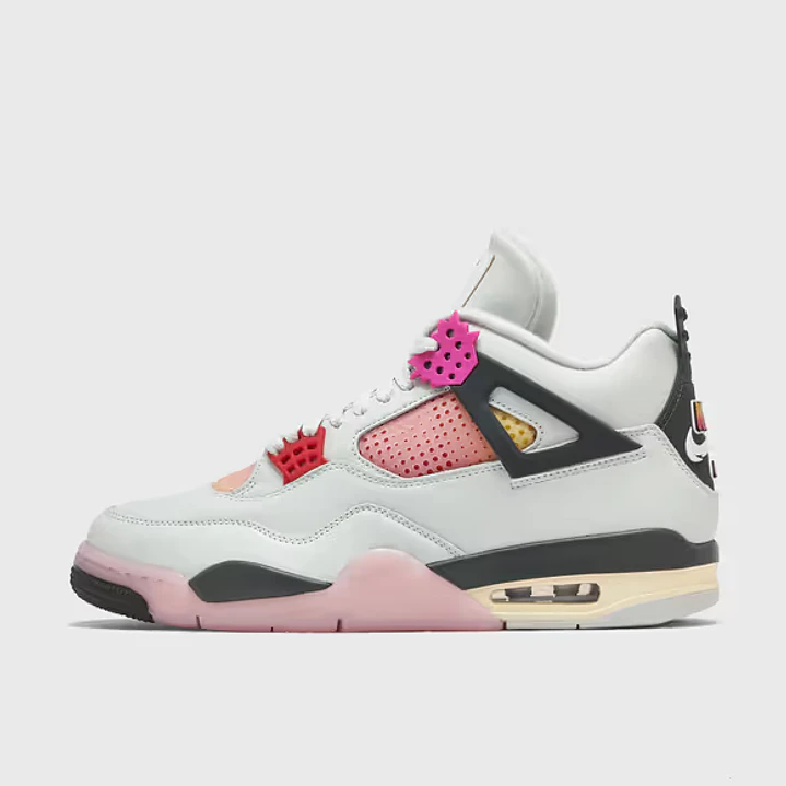 Jordan 4 RETRO COMIC 1