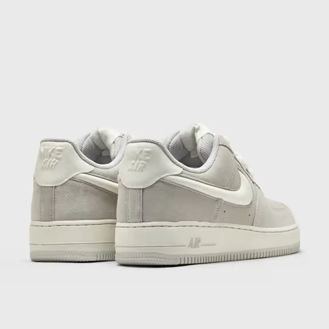 Nike AIR FORCE 1 '07 LV8 2