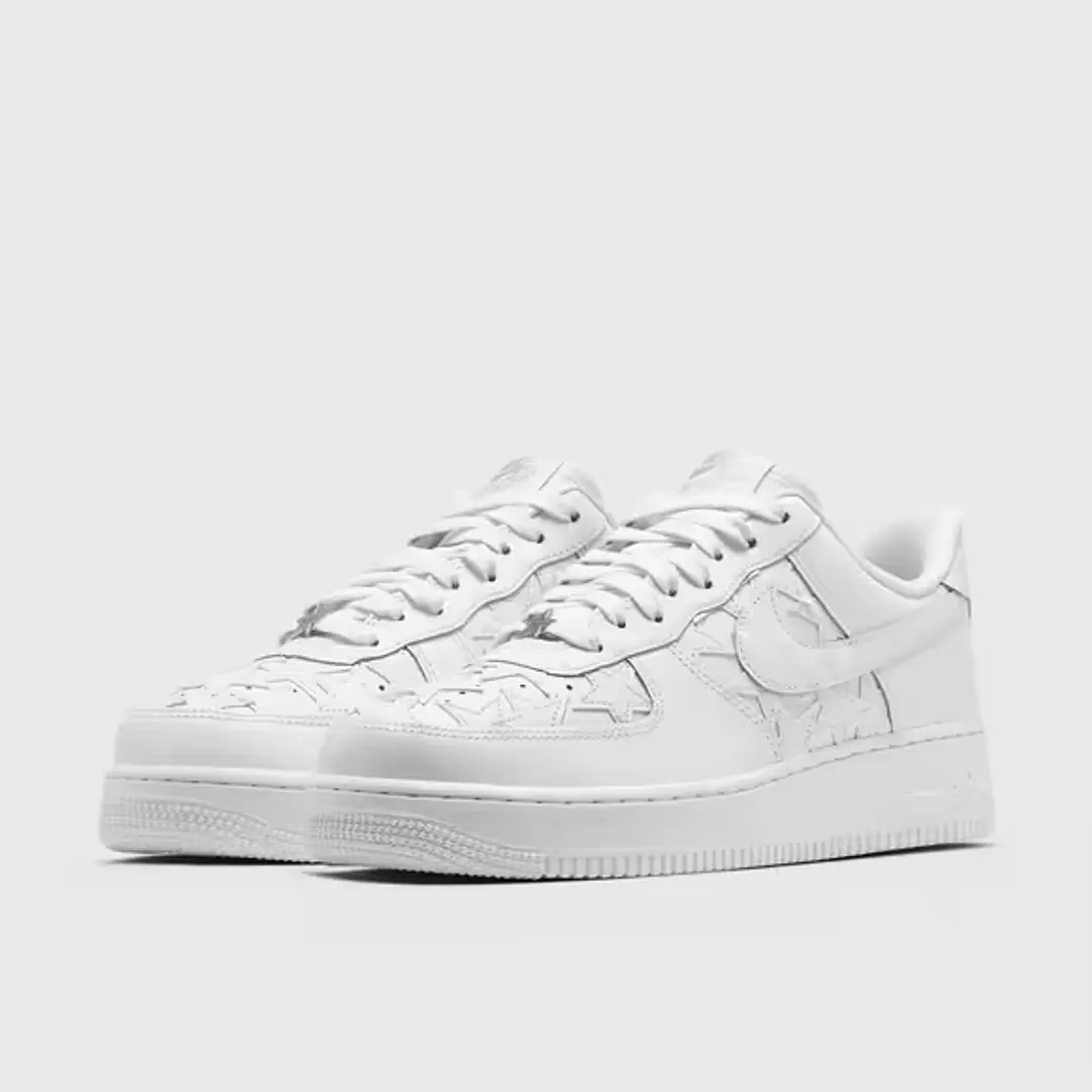 Nike Air Force 1 Low Retro Triple White Stars 4