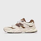 New Balance 9060 Breakfast Tea Angora - thumbnail 1