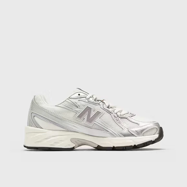 New Balance 740 Sea Salt Truffle Salt 3