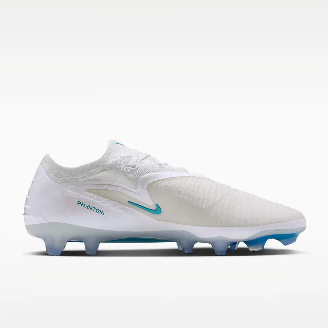 Nike Phantom 6 Low Elite FG 3