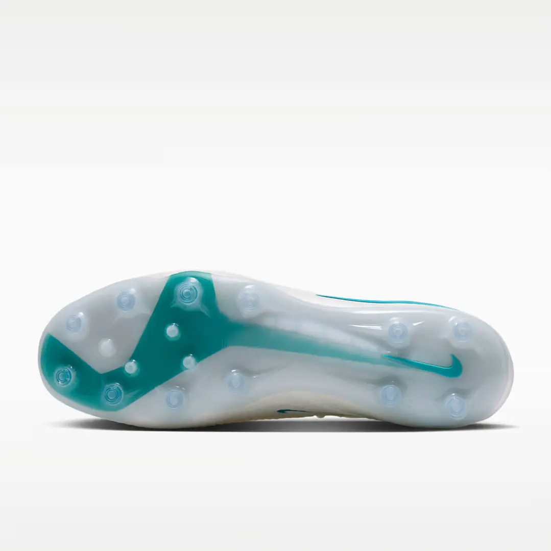 Nike Phantom 6 Low Elite AG 5