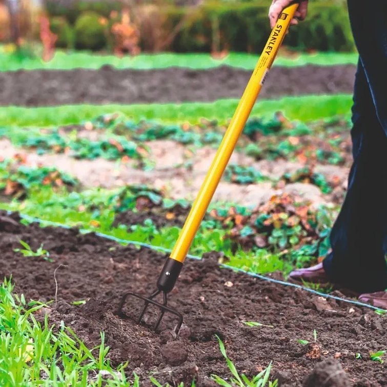 Cultivador Stanley 4 Ptas Mgo. Largo 2
