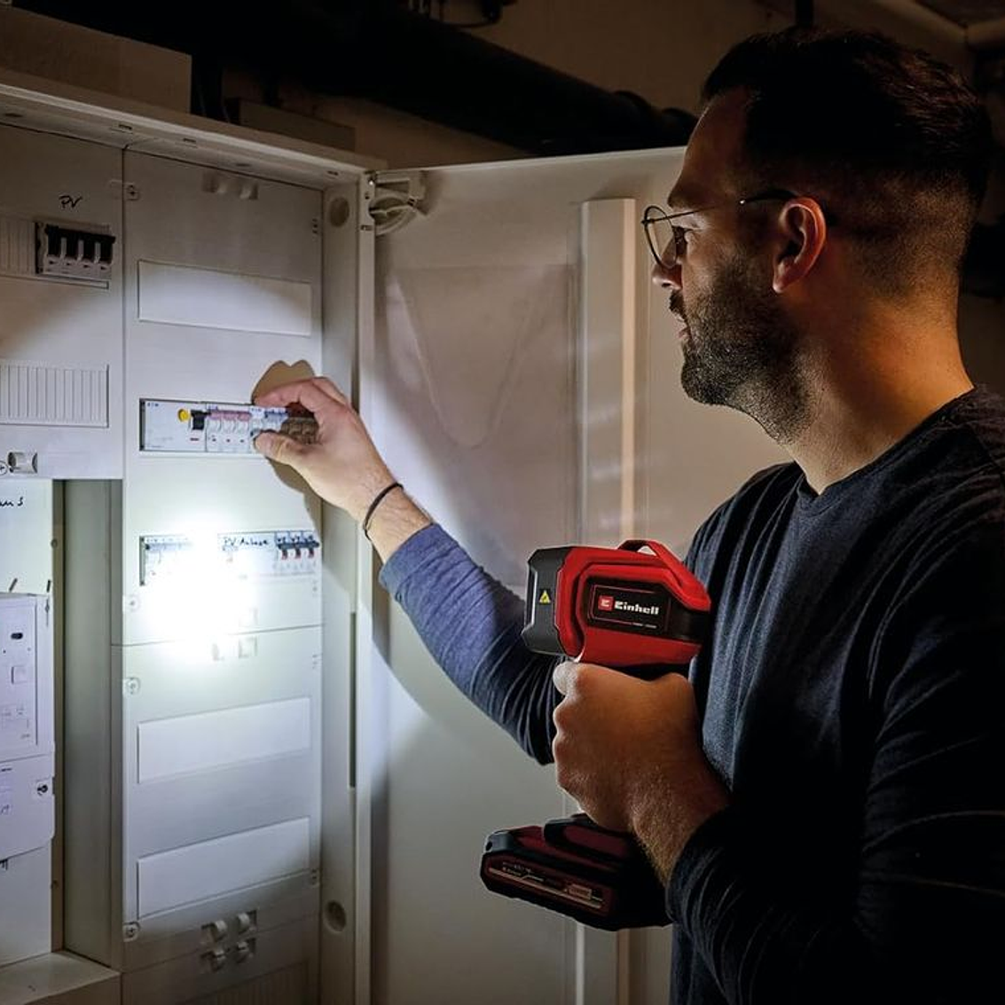 Lampara Inalambrica 18V 350Lm Tc-Cl 18/3 3