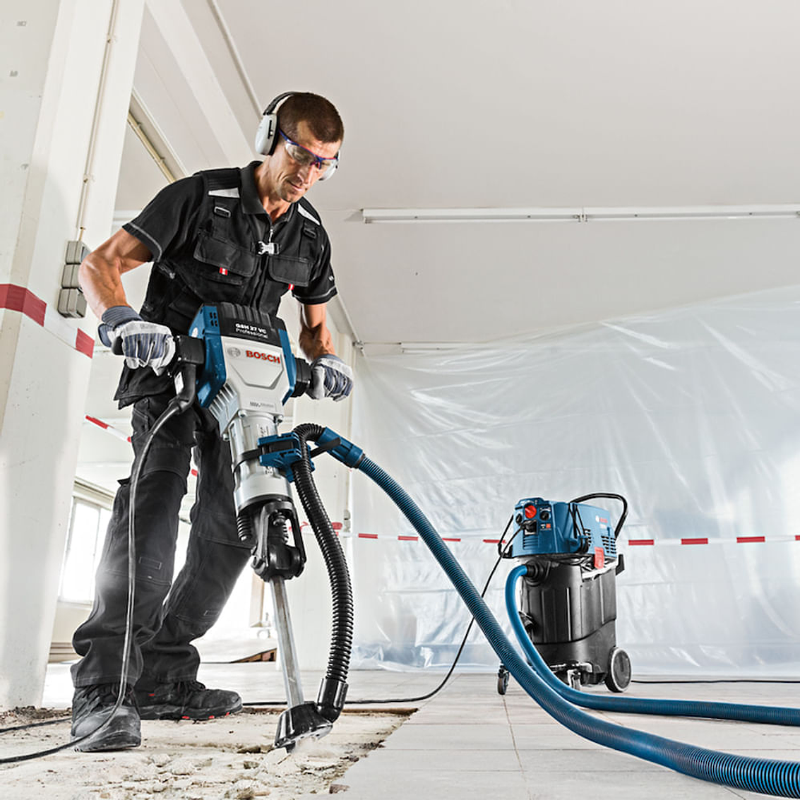 Martillo Demoledor Gsh 27 Vc 2,000W 29,5 Kg. 2