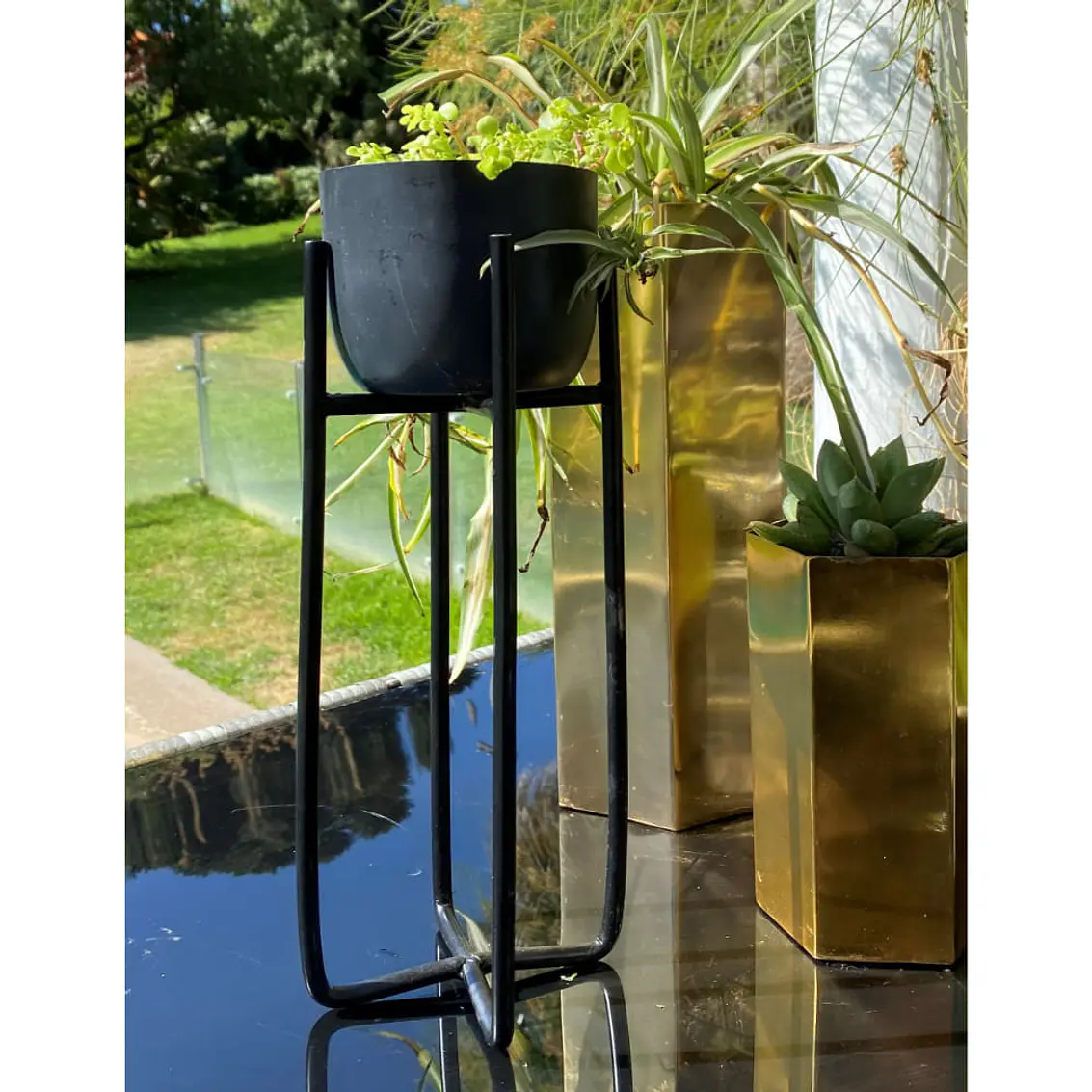 Macetero Con Pedestal S Grafito 10X30 2